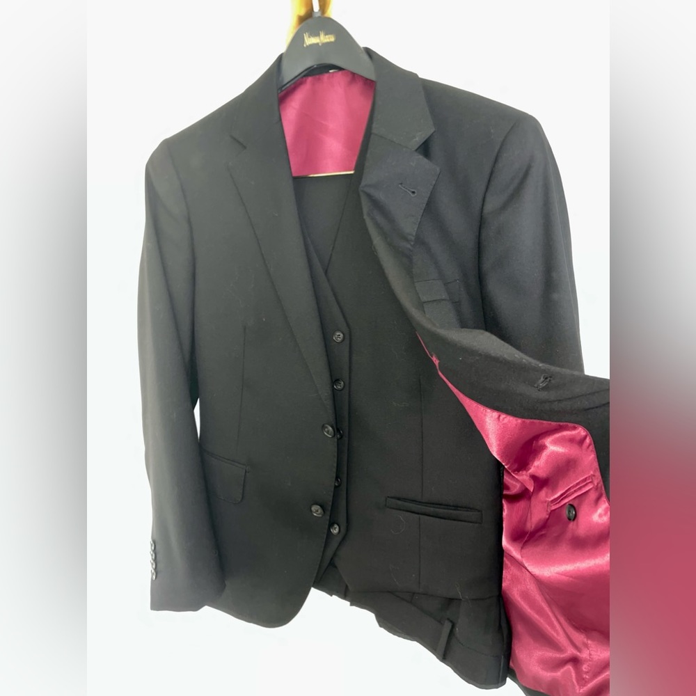 Neiman Marcus 3 piece